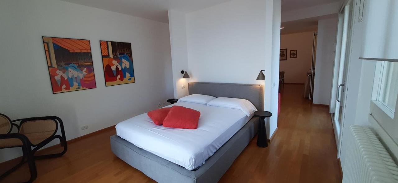 Iseolakerental - Vacanza Romantica Riva di Solto Zewnętrze zdjęcie