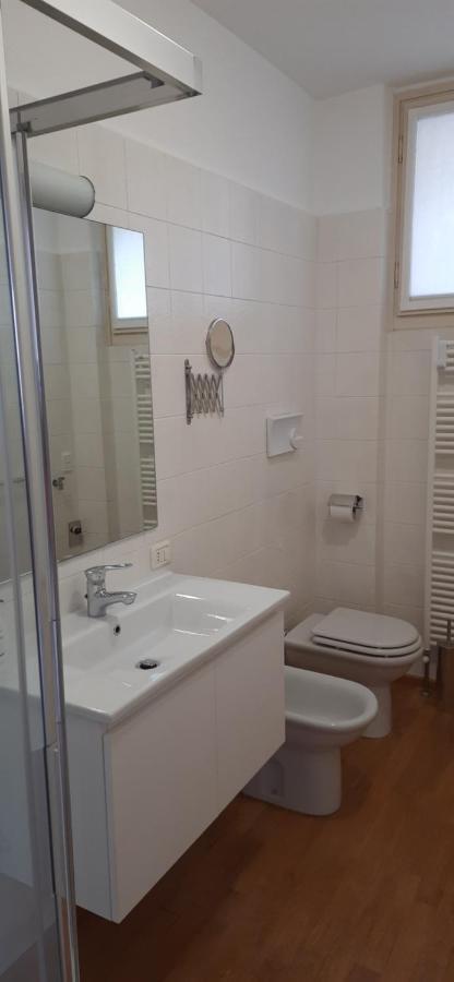 Iseolakerental - Vacanza Romantica Riva di Solto Zewnętrze zdjęcie